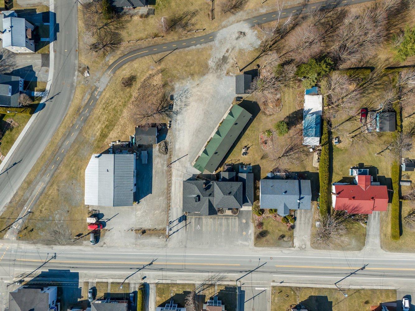 









880

 - 900


Rue Daigneault

,
Acton Vale,




QC
J0H1A0


