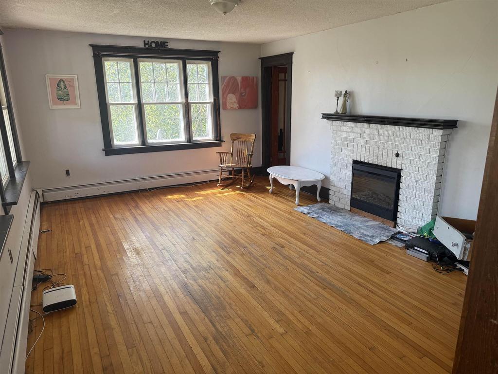 












17272 Rte 2

,
Miltonvale Park,




PE
C1E 0W2


