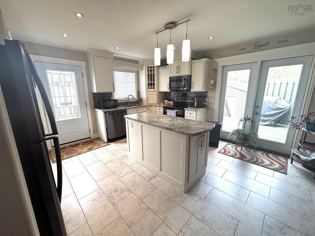 












87 Maplewood Drive

,
Glace Bay,




NS
B1A 0B3


