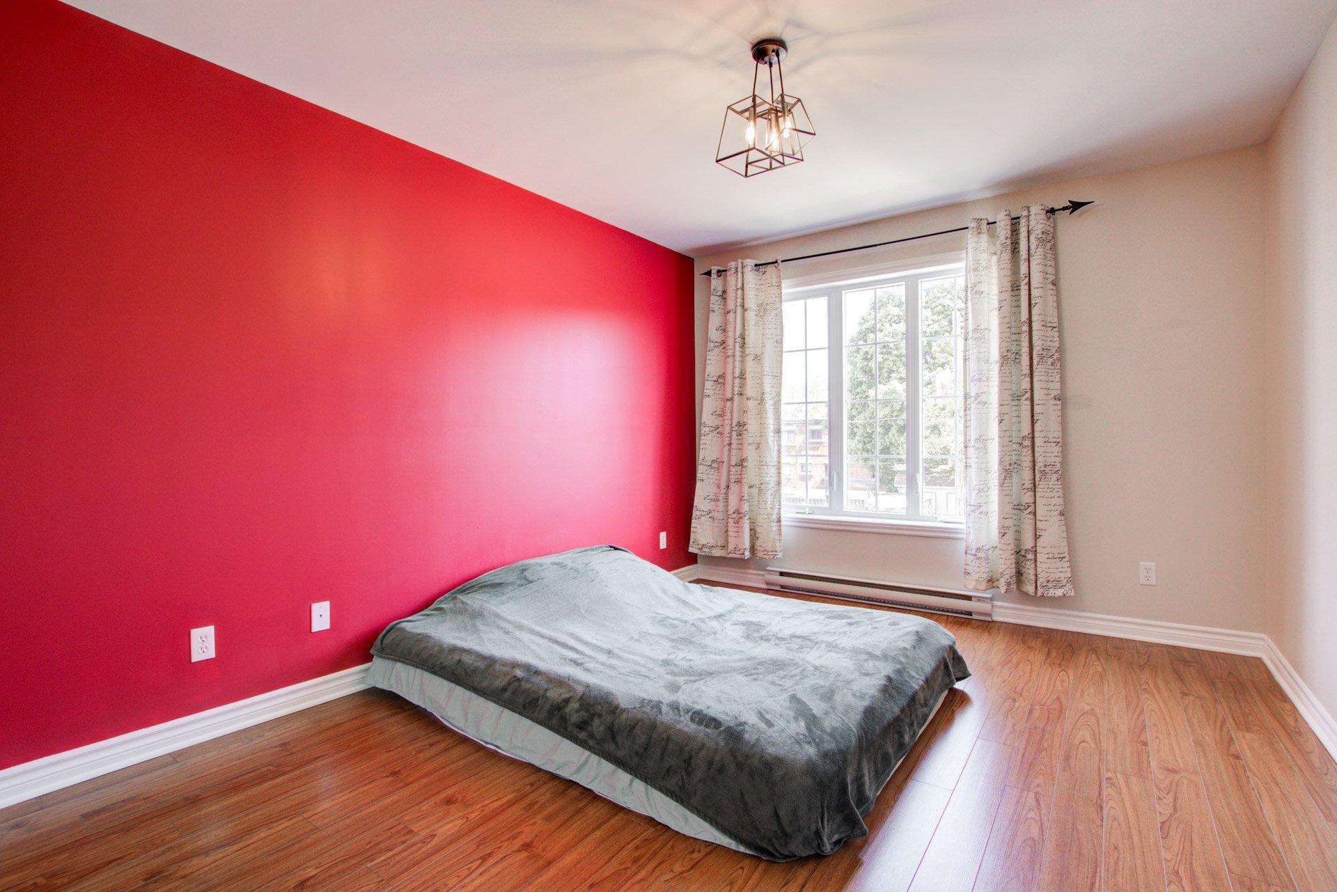 









2360


Rue Lépine

,
Longueuil (Le Vieux-Longueuil),




QC
J4L2C8

