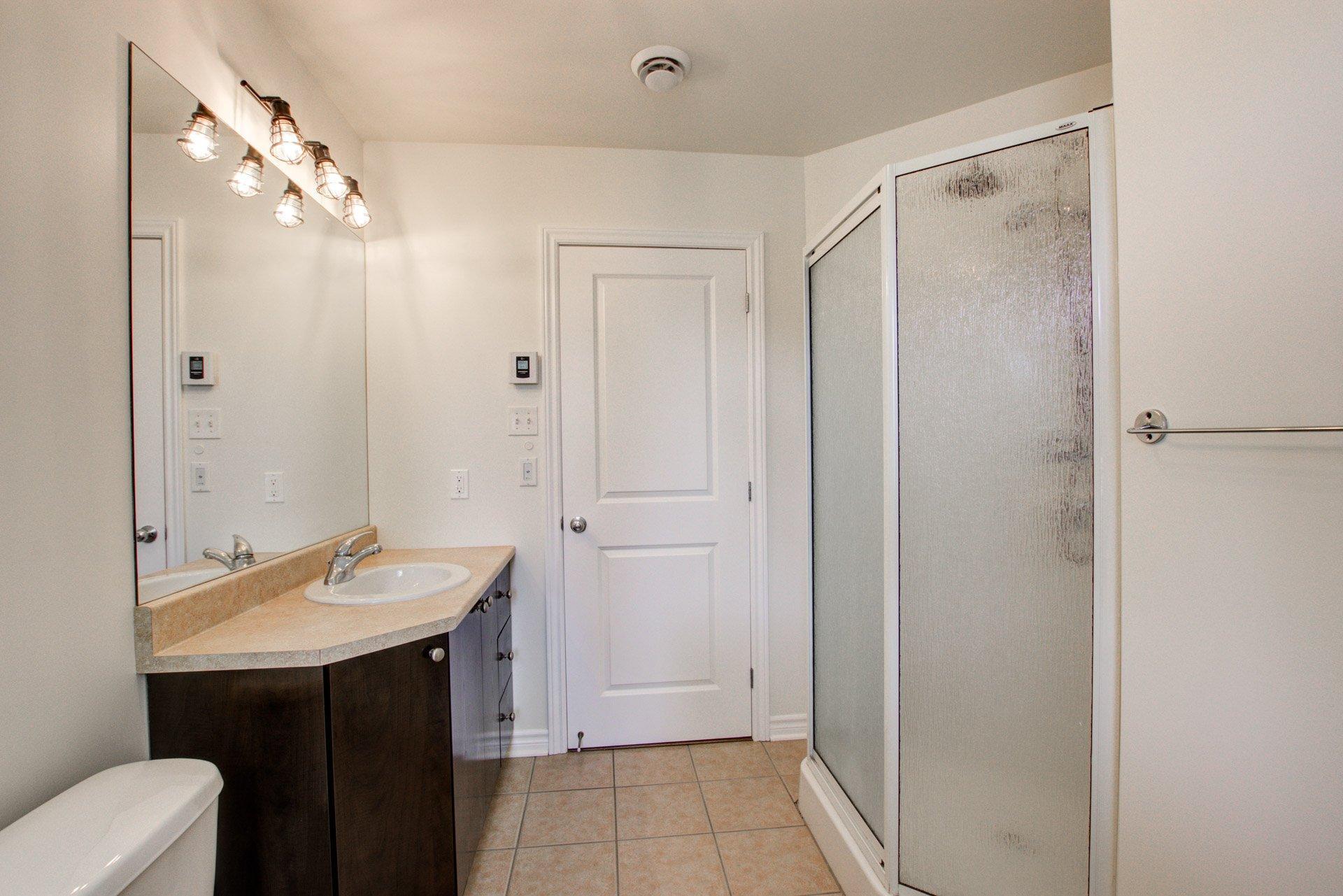









2360


Rue Lépine

,
Longueuil (Le Vieux-Longueuil),




QC
J4L2C8

