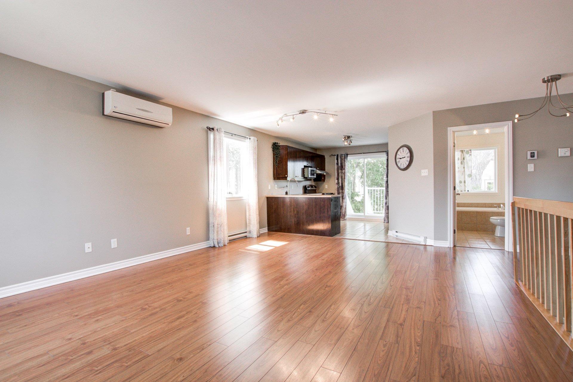 









2360


Rue Lépine

,
Longueuil (Le Vieux-Longueuil),




QC
J4L2C8

