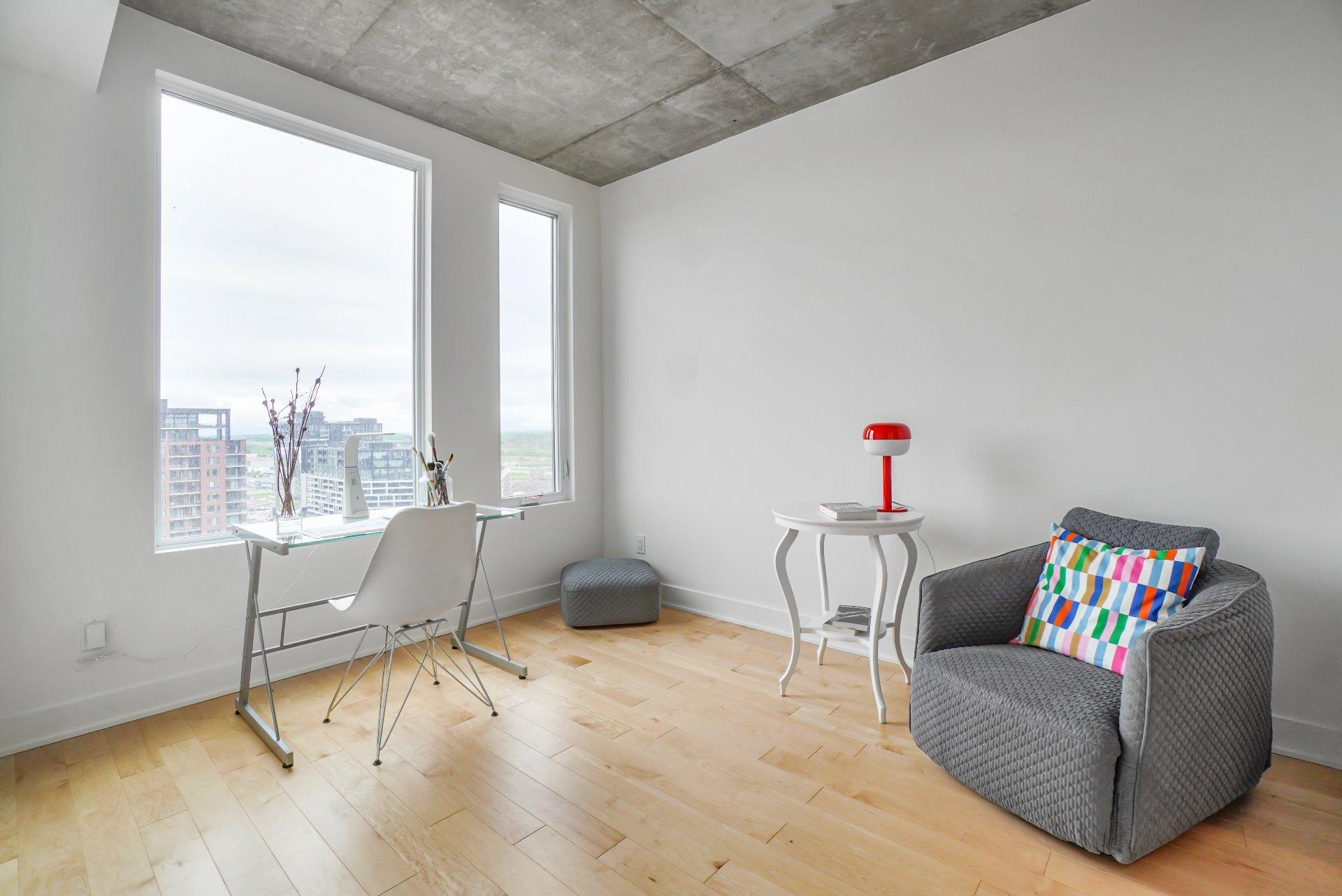 









60


Rue de l'Éclipse

, 1714,
Brossard,




QC
J4Z0P3

