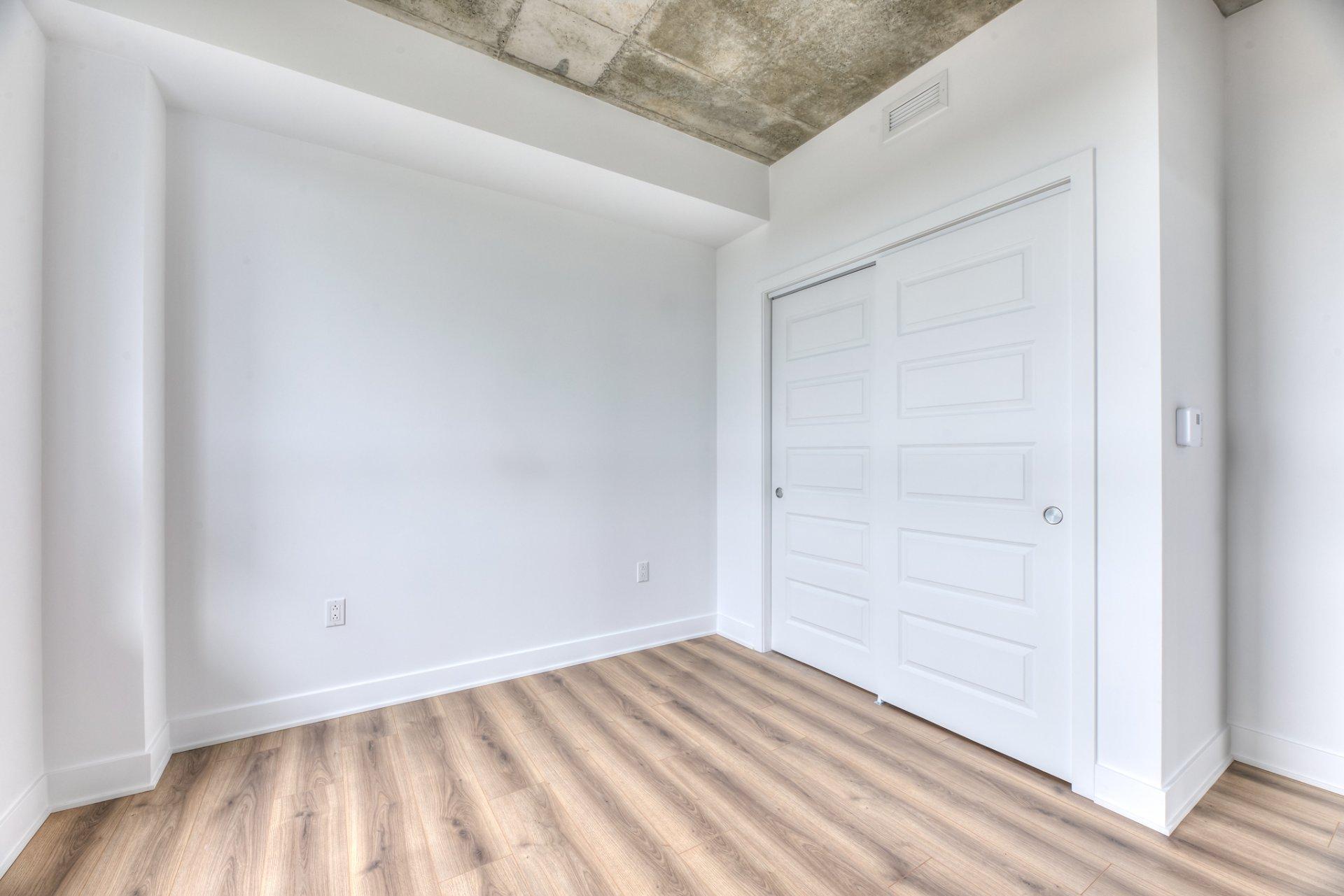









8510


Rue Jean-Nicolet

, W704,
Montréal (Saint-Léonard),




QC
H1R0E7

