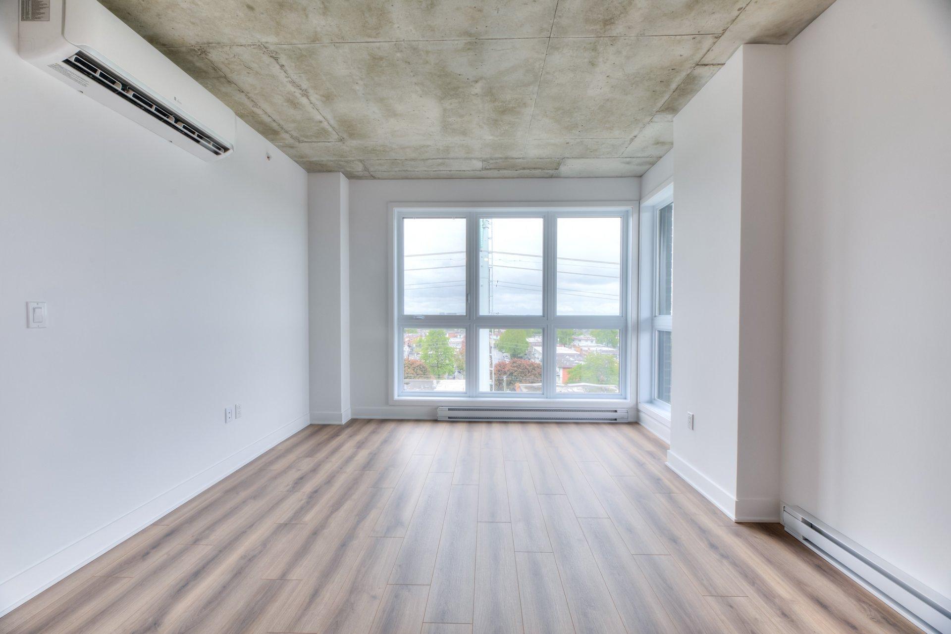 









8510


Rue Jean-Nicolet

, W704,
Montréal (Saint-Léonard),




QC
H1R0E7

