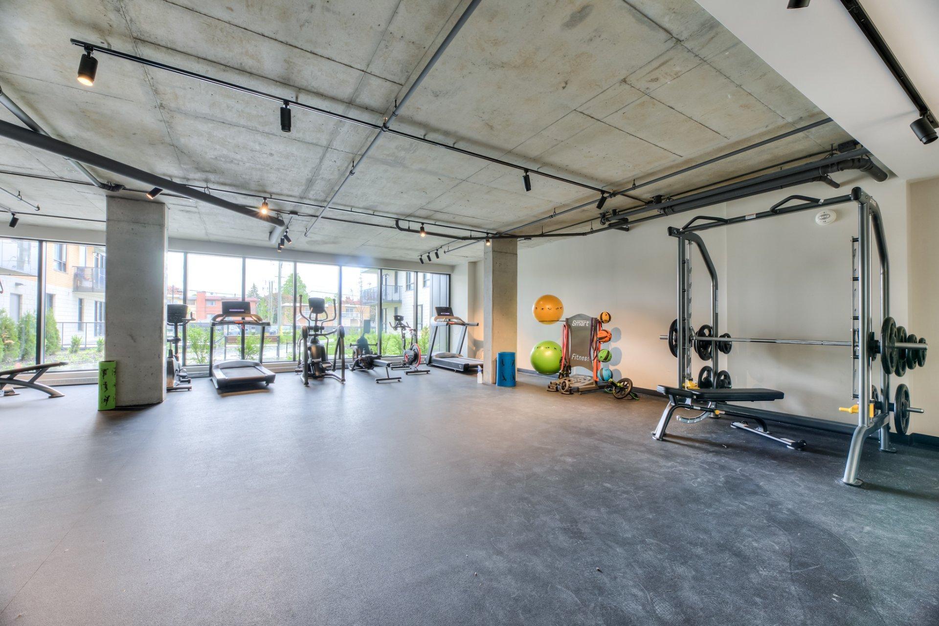 









8510


Rue Jean-Nicolet

, W704,
Montréal (Saint-Léonard),




QC
H1R0E7

