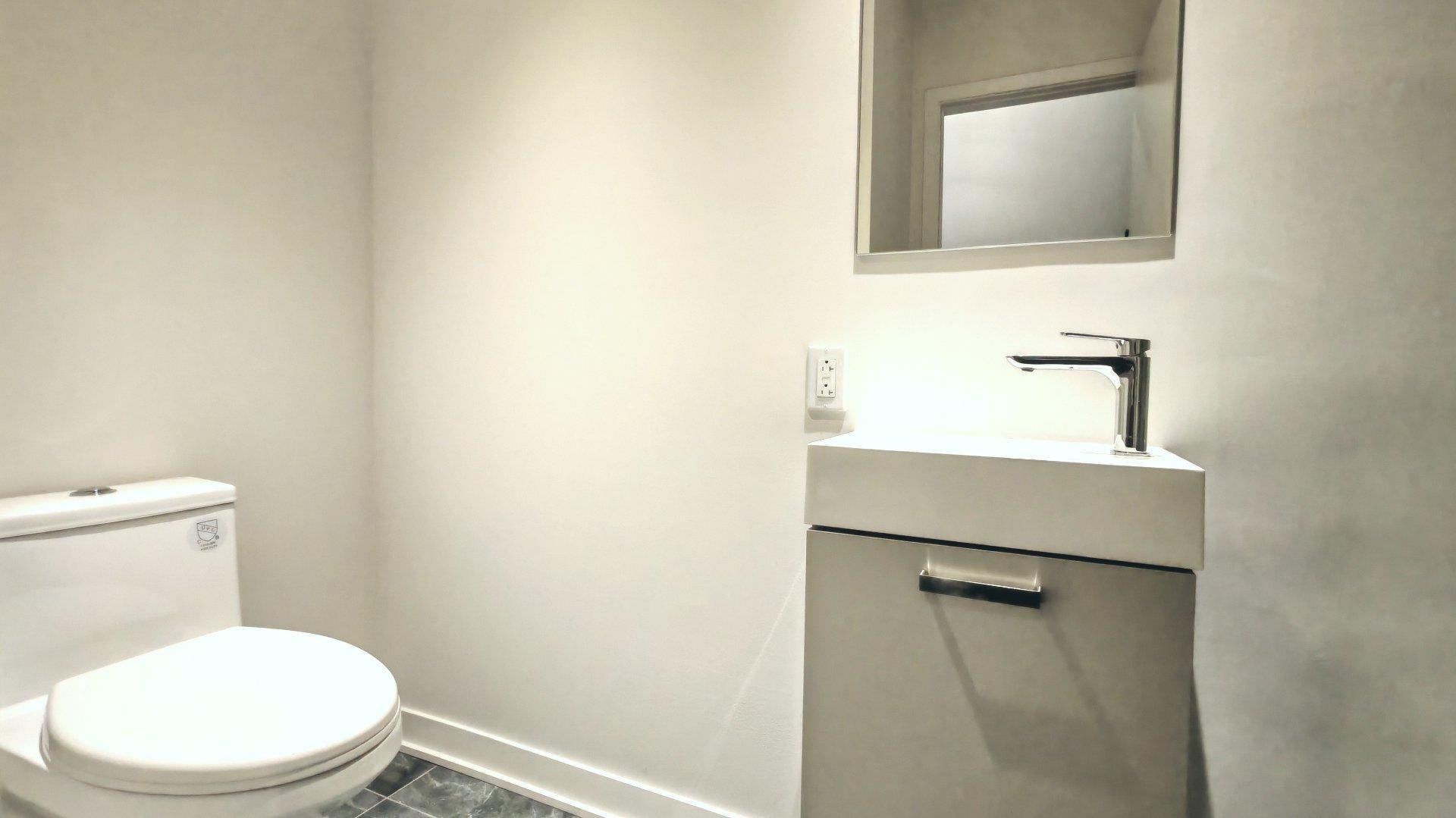 









1485


Rue des Bassins

, 308,
Montréal (Le Sud-Ouest),




QC
H3C1B7

