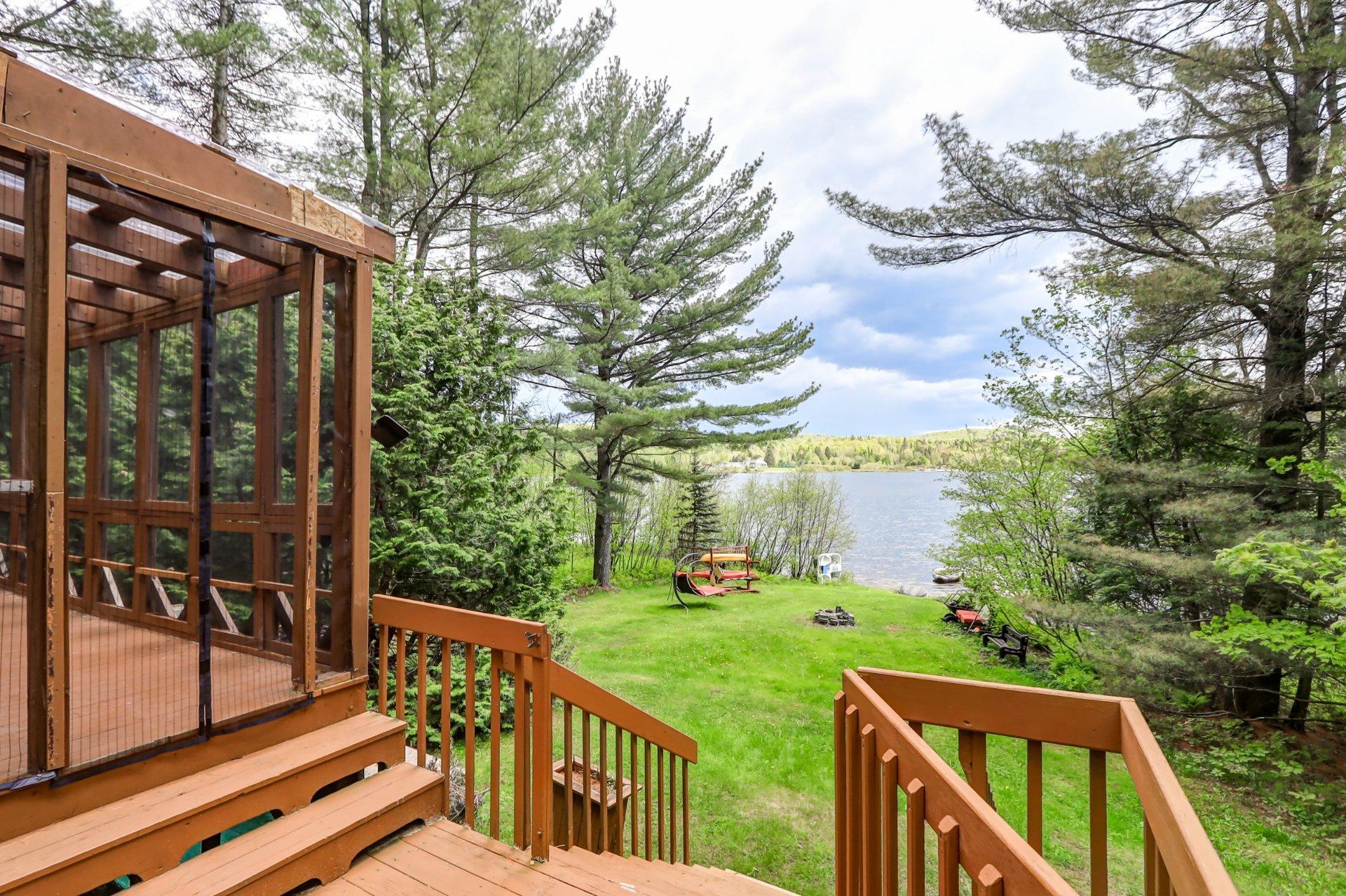 









1729


Rue du Domaine

,
Wentworth-Nord,




QC
J0T1Y0

