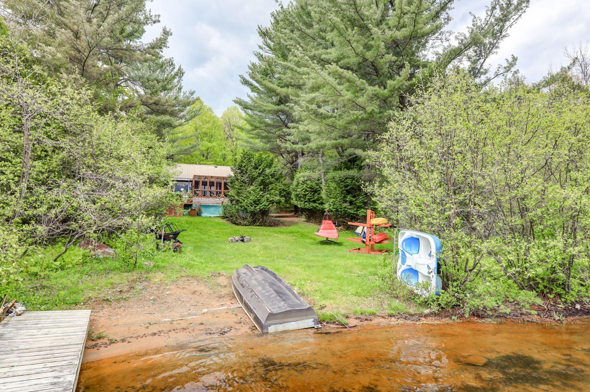 









1729


Rue du Domaine

,
Wentworth-Nord,




QC
J0T1Y0

