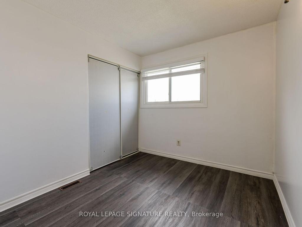 









10


Heatherside

Court,
Brampton,




ON
L6S 1N9

