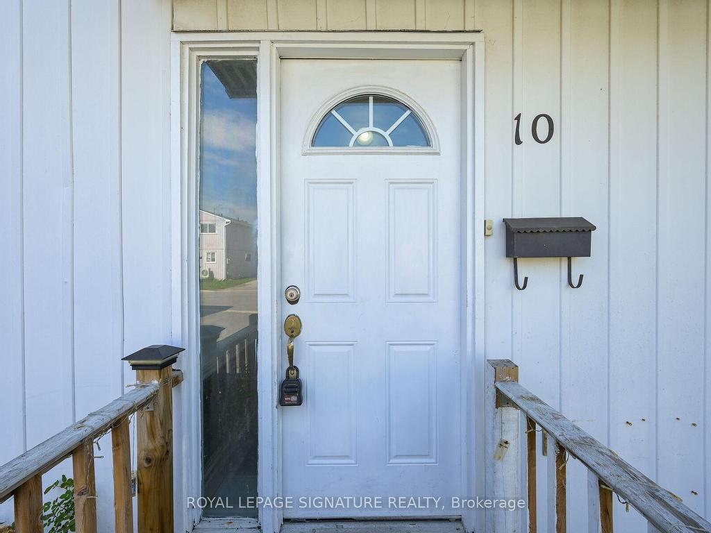 









10


Heatherside

Court,
Brampton,




ON
L6S 1N9

