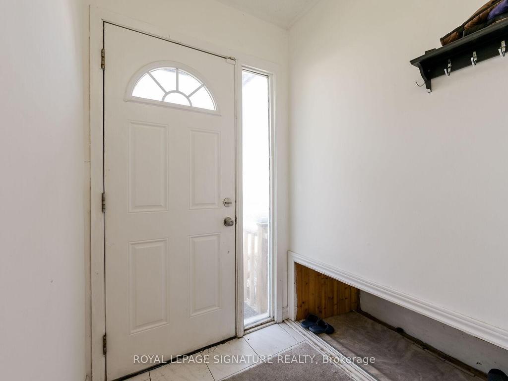









10


Heatherside

Court,
Brampton,




ON
L6S 1N9

