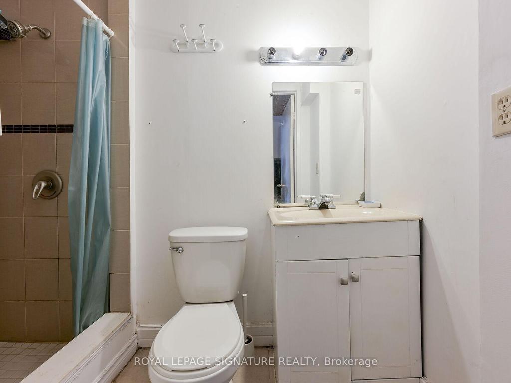 









10


Heatherside

Court,
Brampton,




ON
L6S 1N9

