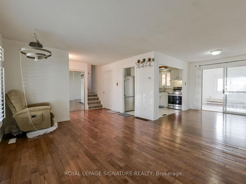 









10


Heatherside

Court,
Brampton,




ON
L6S 1N9

