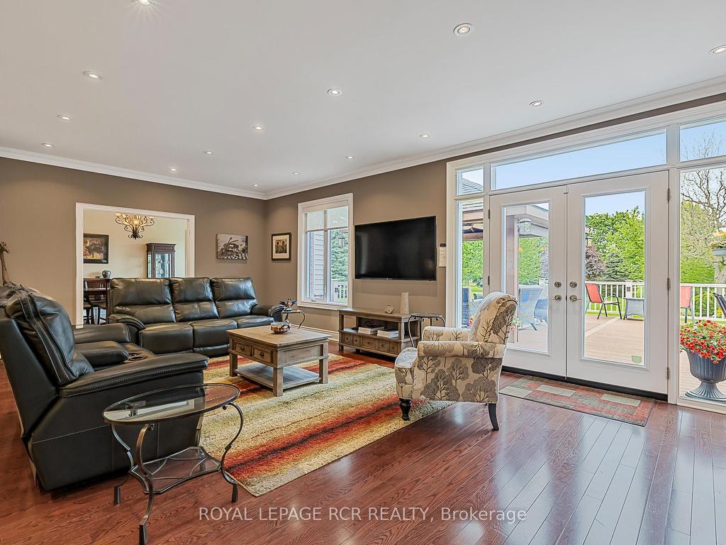 









45


McMullen

Drive,
Whitchurch-Stouffville,




ON
L4A 3J2


