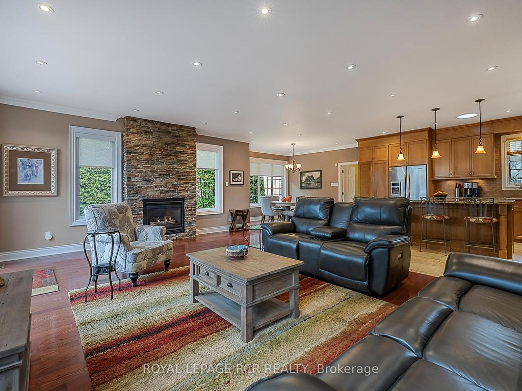 









45


McMullen

Drive,
Whitchurch-Stouffville,




ON
L4A 3J2

