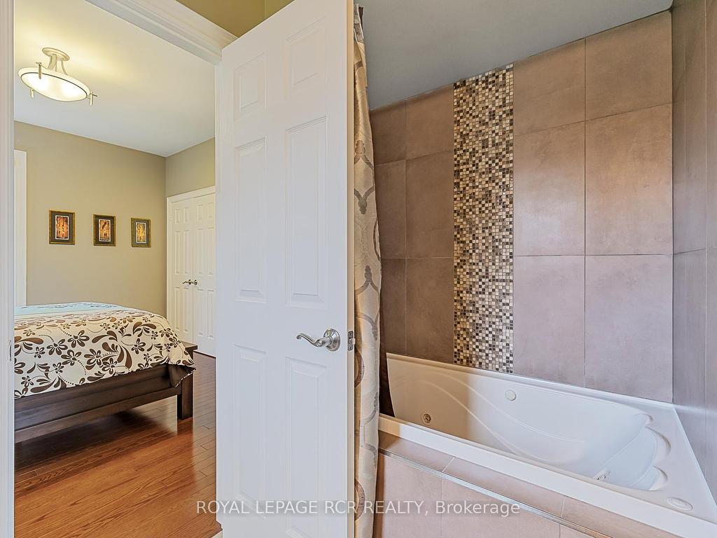 









45


McMullen

Drive,
Whitchurch-Stouffville,




ON
L4A 3J2


