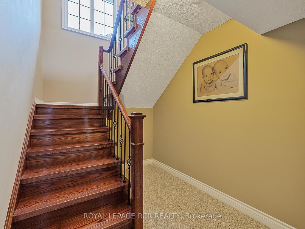 









45


McMullen

Drive,
Whitchurch-Stouffville,




ON
L4A 3J2

