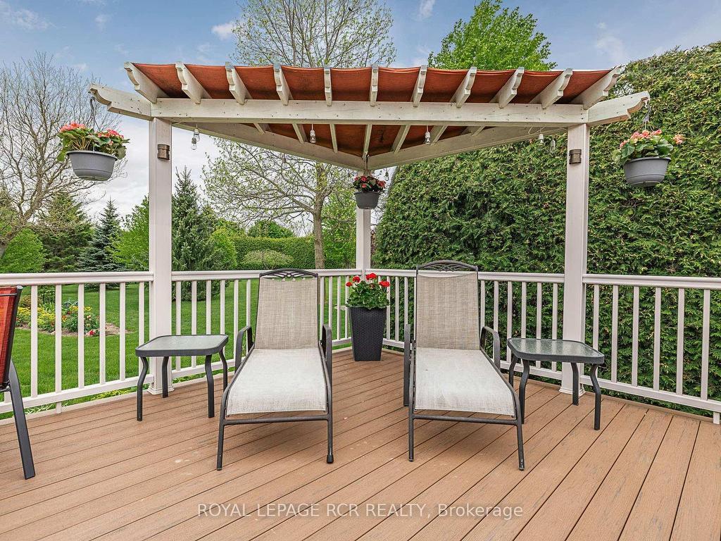 









45


McMullen

Drive,
Whitchurch-Stouffville,




ON
L4A 3J2


