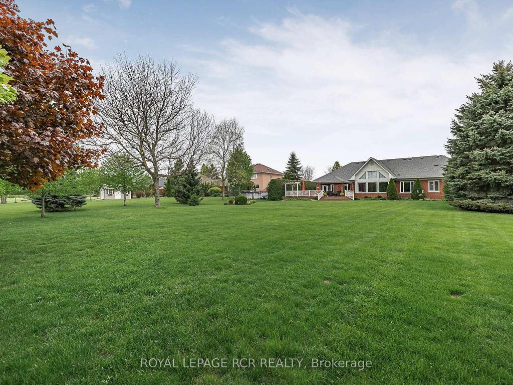 









45


McMullen

Drive,
Whitchurch-Stouffville,




ON
L4A 3J2

