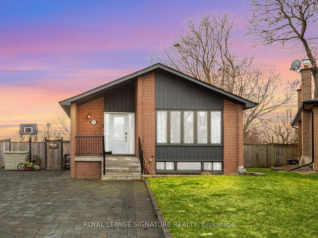 









854


Antonio

Street,
Pickering,




ON
L1W 1T3

