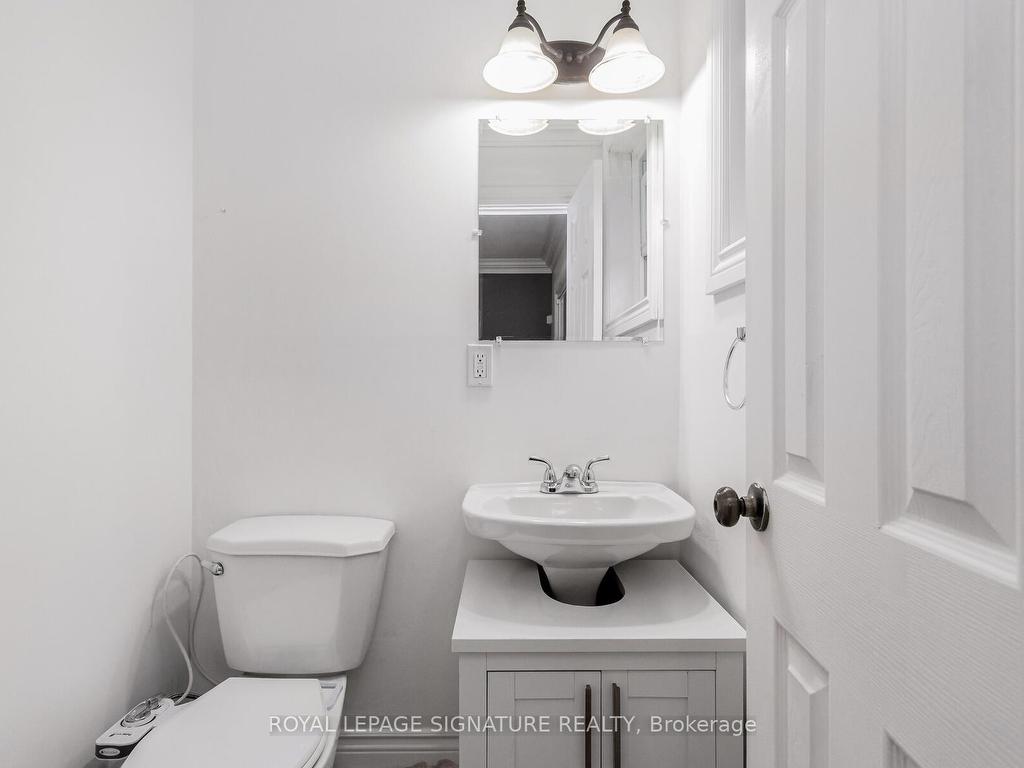









854


Antonio

Street,
Pickering,




ON
L1W 1T3

