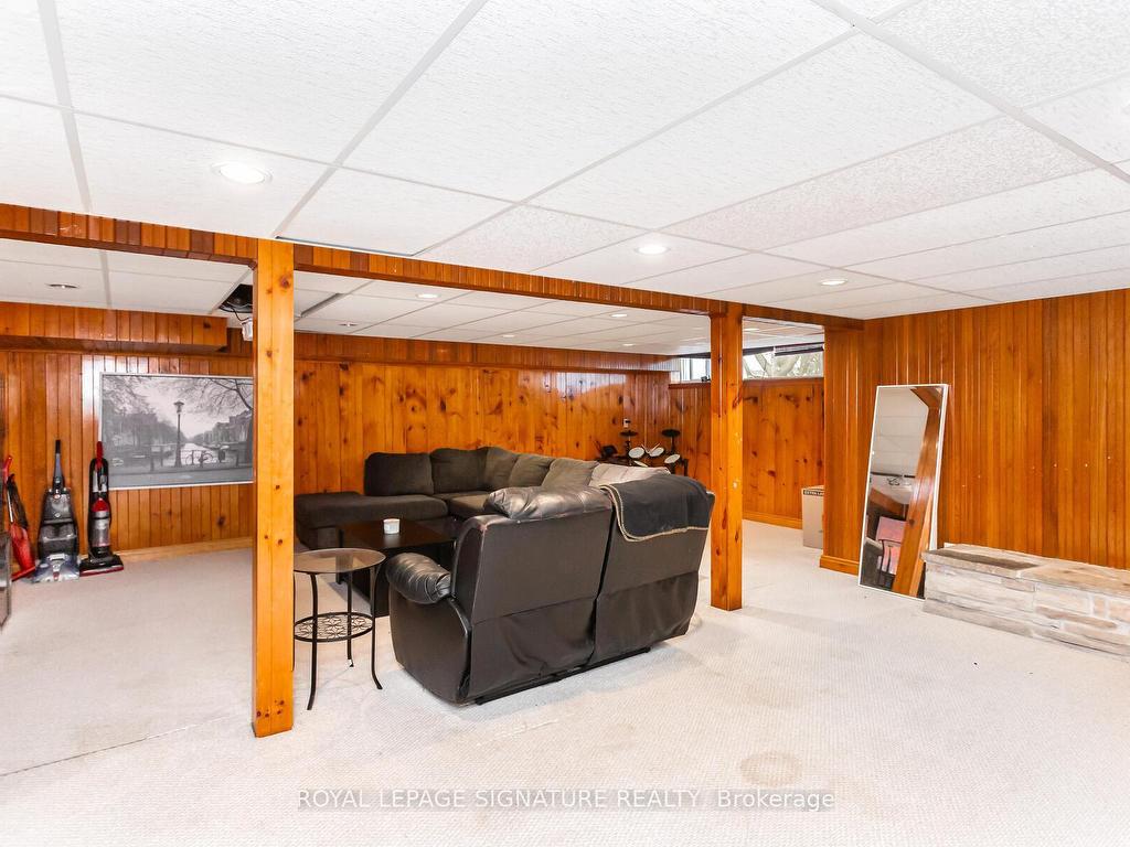 









854


Antonio

Street,
Pickering,




ON
L1W 1T3

