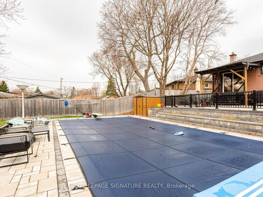 









854


Antonio

Street,
Pickering,




ON
L1W 1T3

