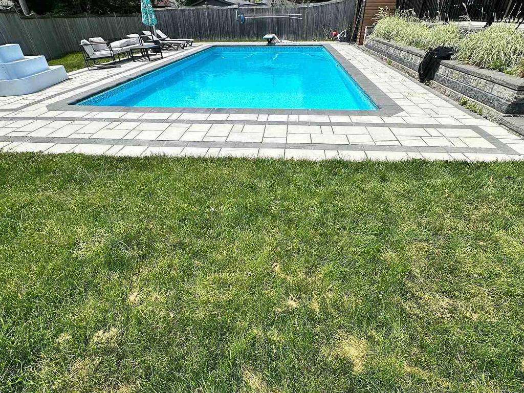 









854


Antonio

Street,
Pickering,




ON
L1W 1T3

