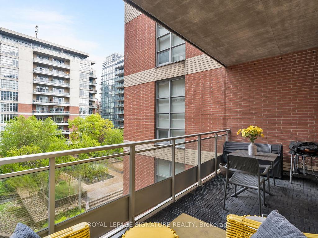 









19


Brant

Street, 408,
Toronto,




ON
M5V 2L2

