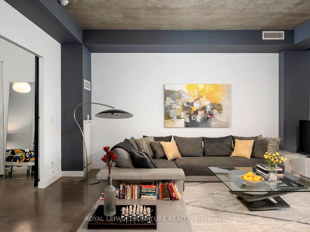 









19


Brant

Street, 408,
Toronto,




ON
M5V 2L2

