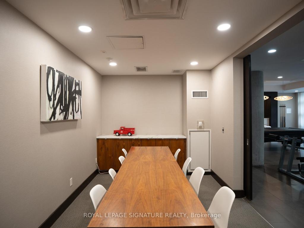 









19


Brant

Street, 408,
Toronto,




ON
M5V 2L2

