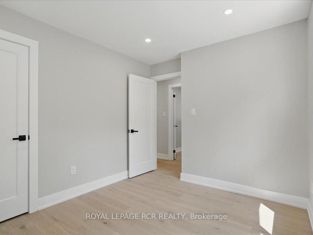 









200


Jull

Court,
Orangeville,




ON
L9W 4M8

