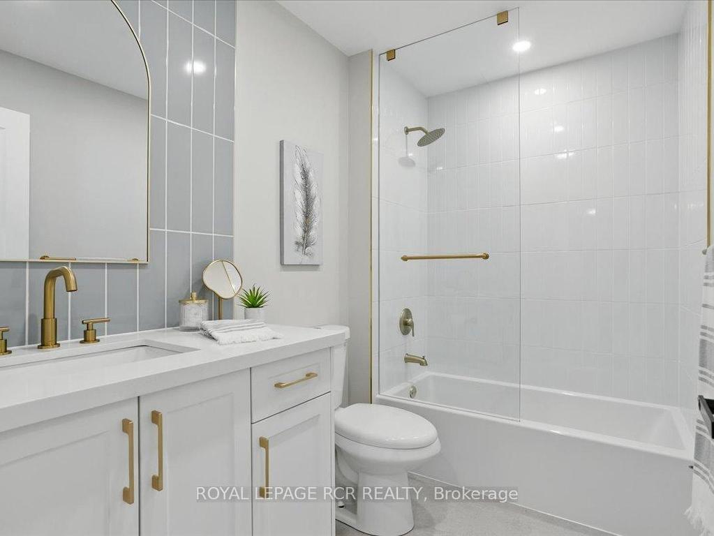 









200


Jull

Court,
Orangeville,




ON
L9W 4M8

