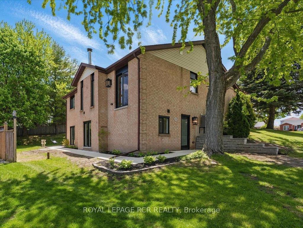 









200


Jull

Court,
Orangeville,




ON
L9W 4M8


