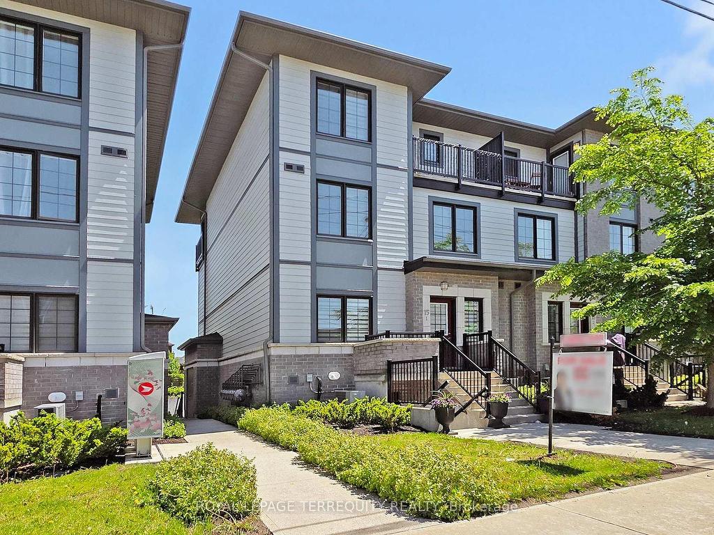 









15


Forbes

Avenue, 2,
Toronto,




ON
M6M 0B5


