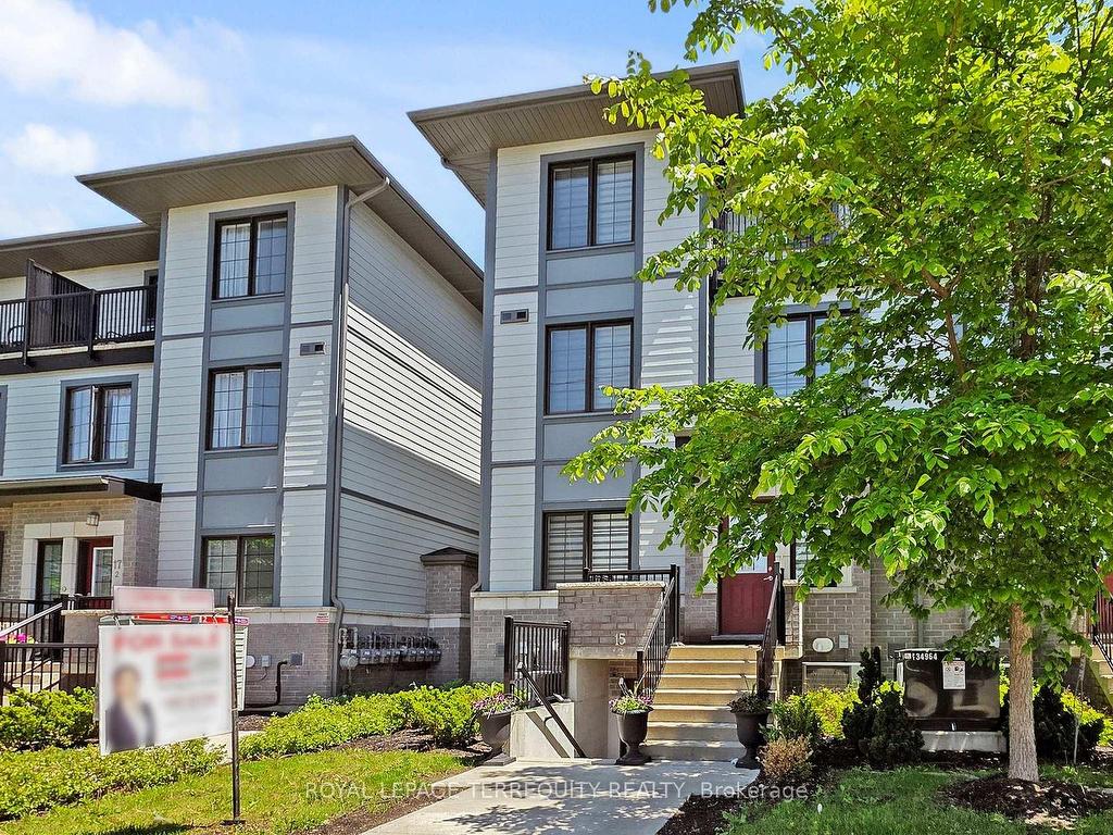 









15


Forbes

Avenue, 2,
Toronto,




ON
M6M 0B5

