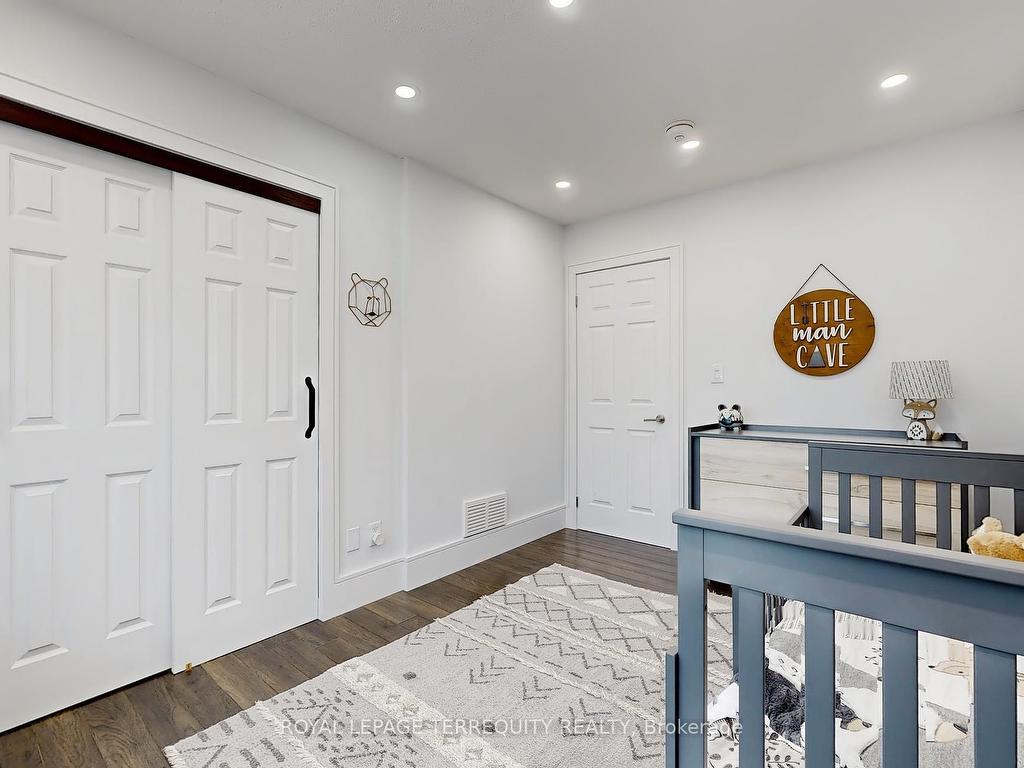 









15


Forbes

Avenue, 2,
Toronto,




ON
M6M 0B5

