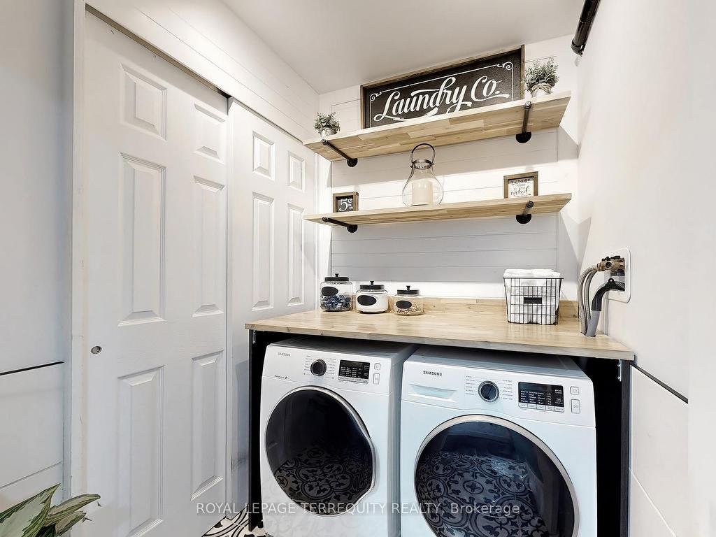 









15


Forbes

Avenue, 2,
Toronto,




ON
M6M 0B5

