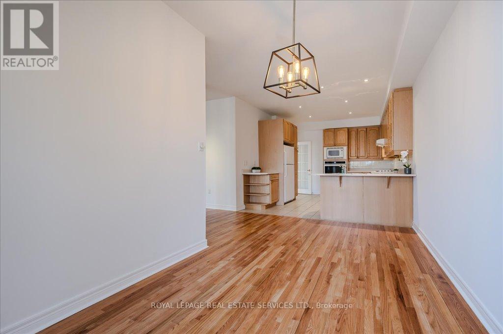 












19 - 1267 DORVAL DRIVE

,
Oakville,




Ontario
L6M3Z4


