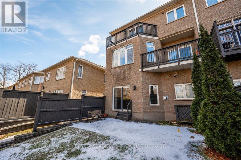 












19 - 1267 DORVAL DRIVE

,
Oakville,




Ontario
L6M3Z4

