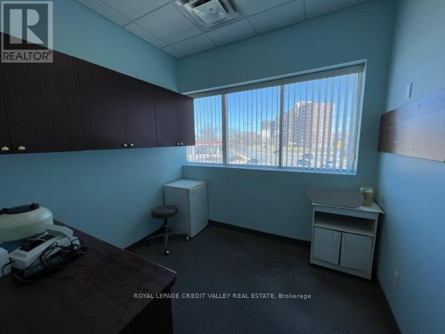 












202A - 1625 ALBION ROAD

,
Toronto,




Ontario
M9V5H8

