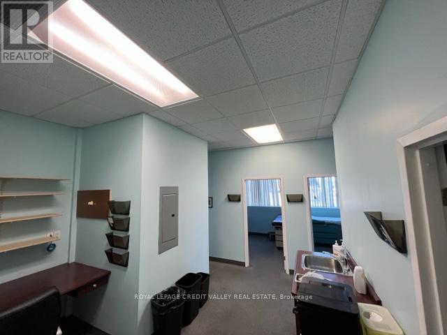 












202A - 1625 ALBION ROAD

,
Toronto,




Ontario
M9V5H8

