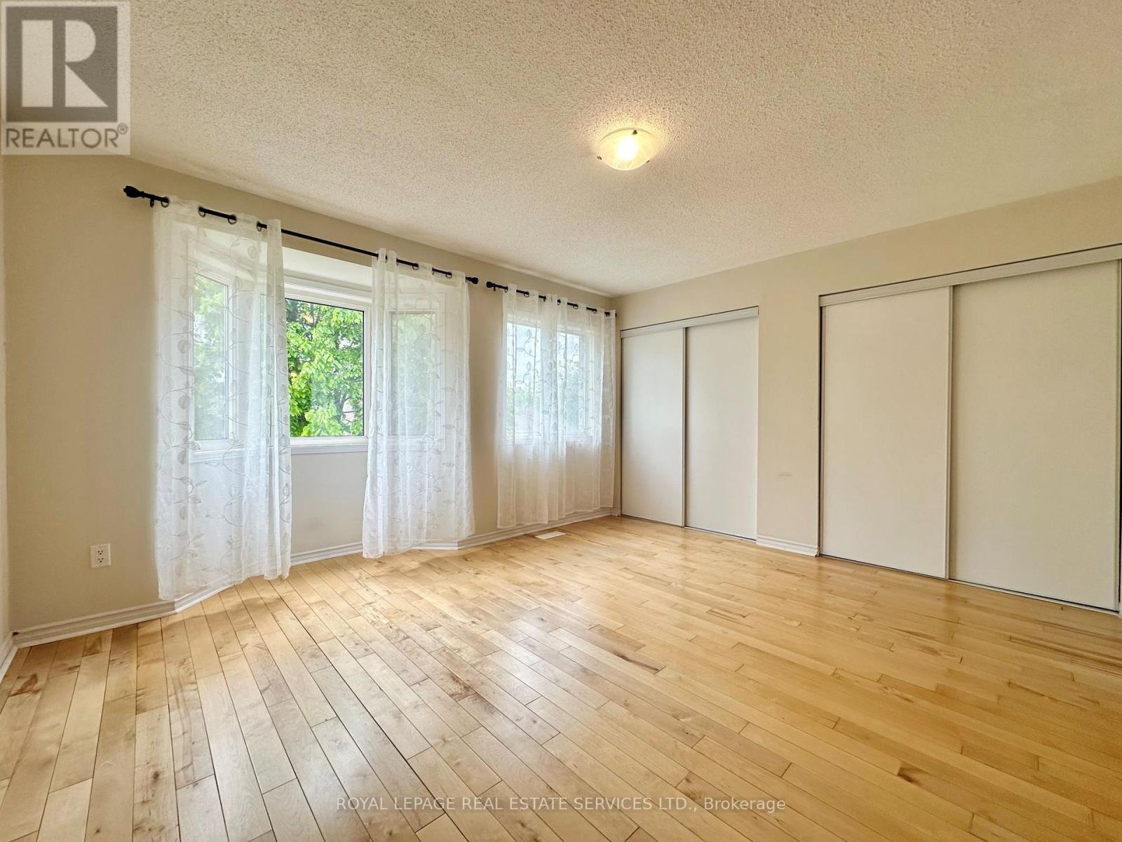 












39 - 4600 KIMBERMOUNT AVENUE

,
Mississauga,




Ontario
L5M6Z5

