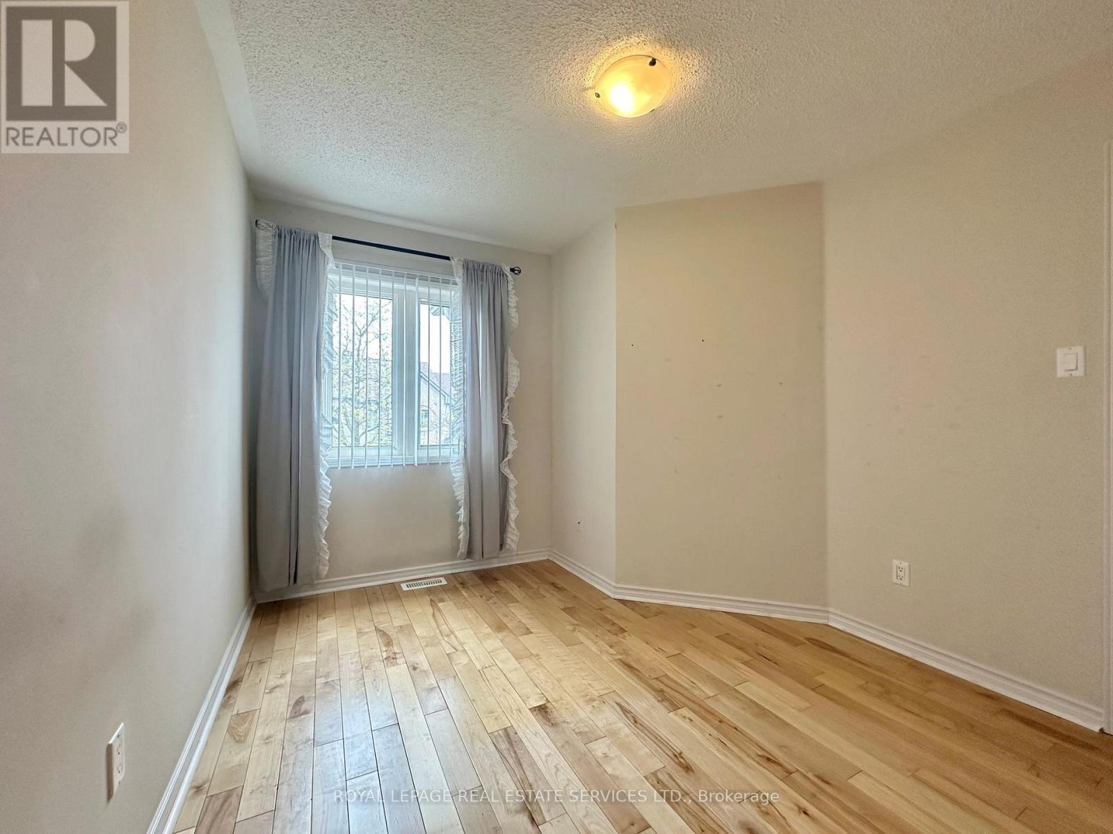 












39 - 4600 KIMBERMOUNT AVENUE

,
Mississauga,




Ontario
L5M6Z5

