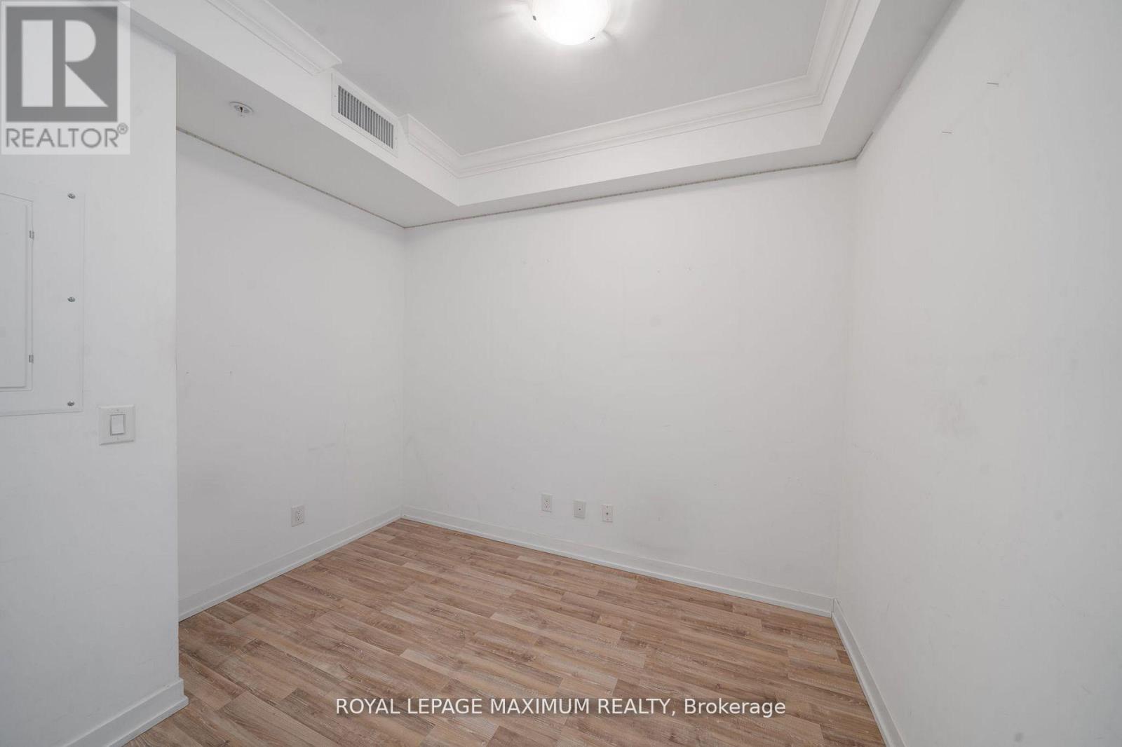 












1503 - 840 QUEENS PLATE DRIVE

,
Toronto,




Ontario
M9W0E7


