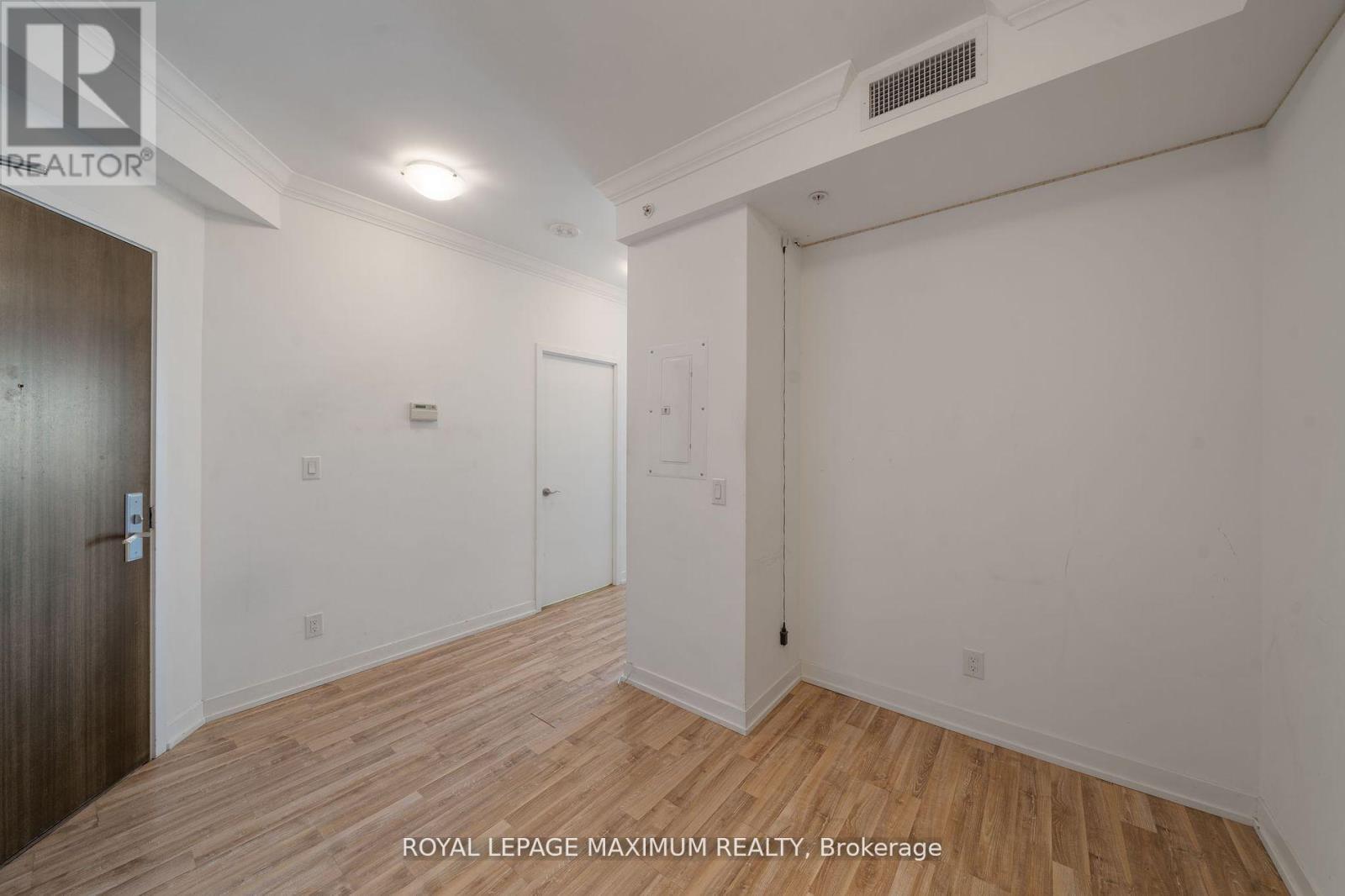 












1503 - 840 QUEENS PLATE DRIVE

,
Toronto,




Ontario
M9W0E7

