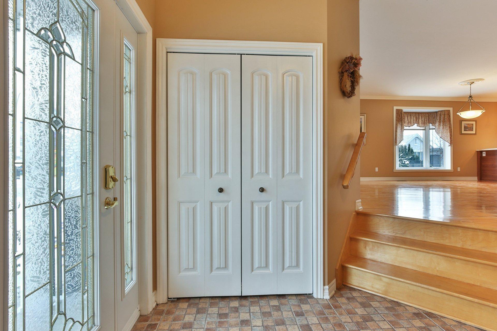 









42


Rue Marie-Curie

,
Saint-Jean-sur-Richelieu,




QC
J2W2R7

