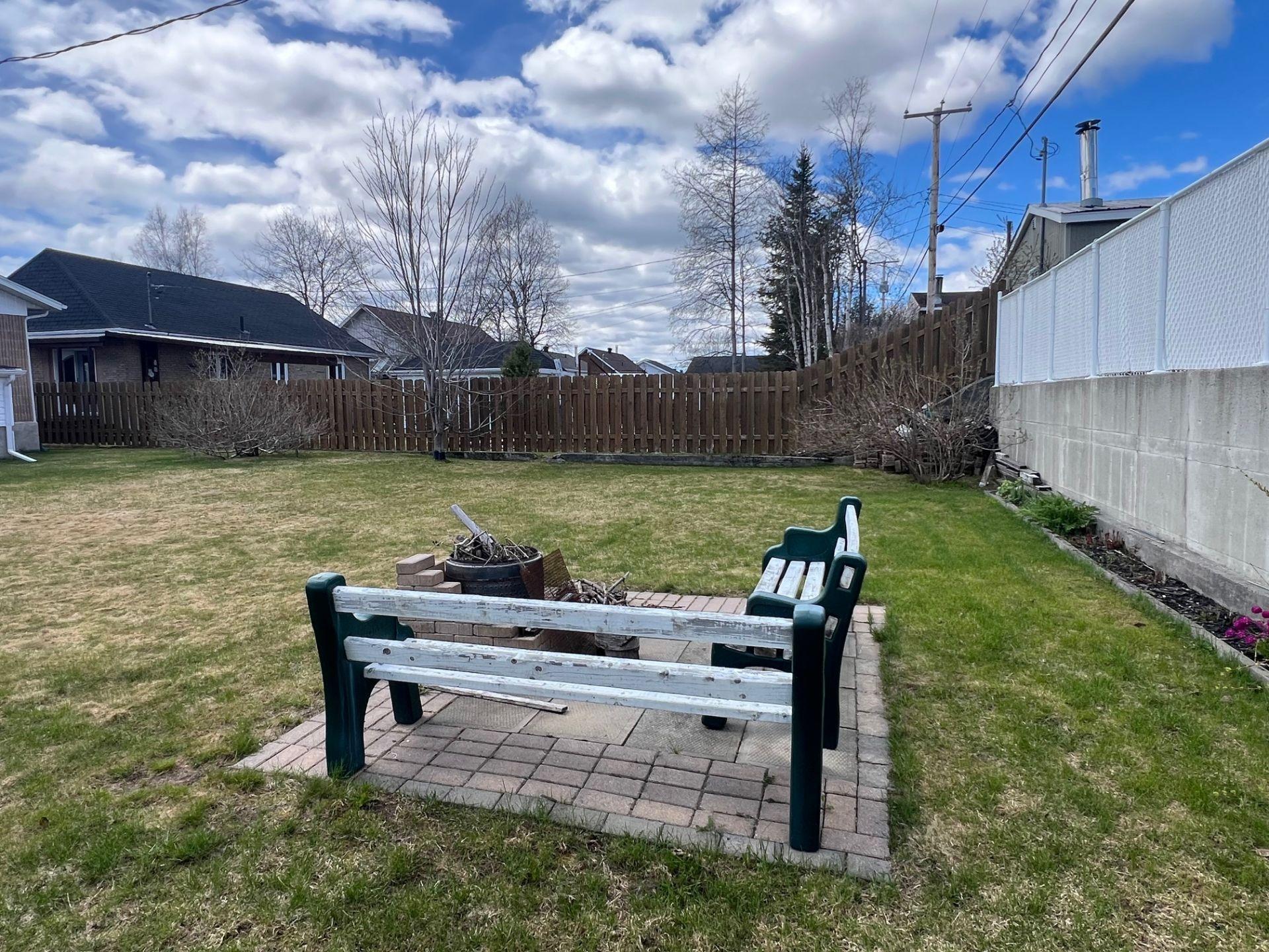 









775


6e Rue O.

,
Chibougamau,




QC
G8P2W4

