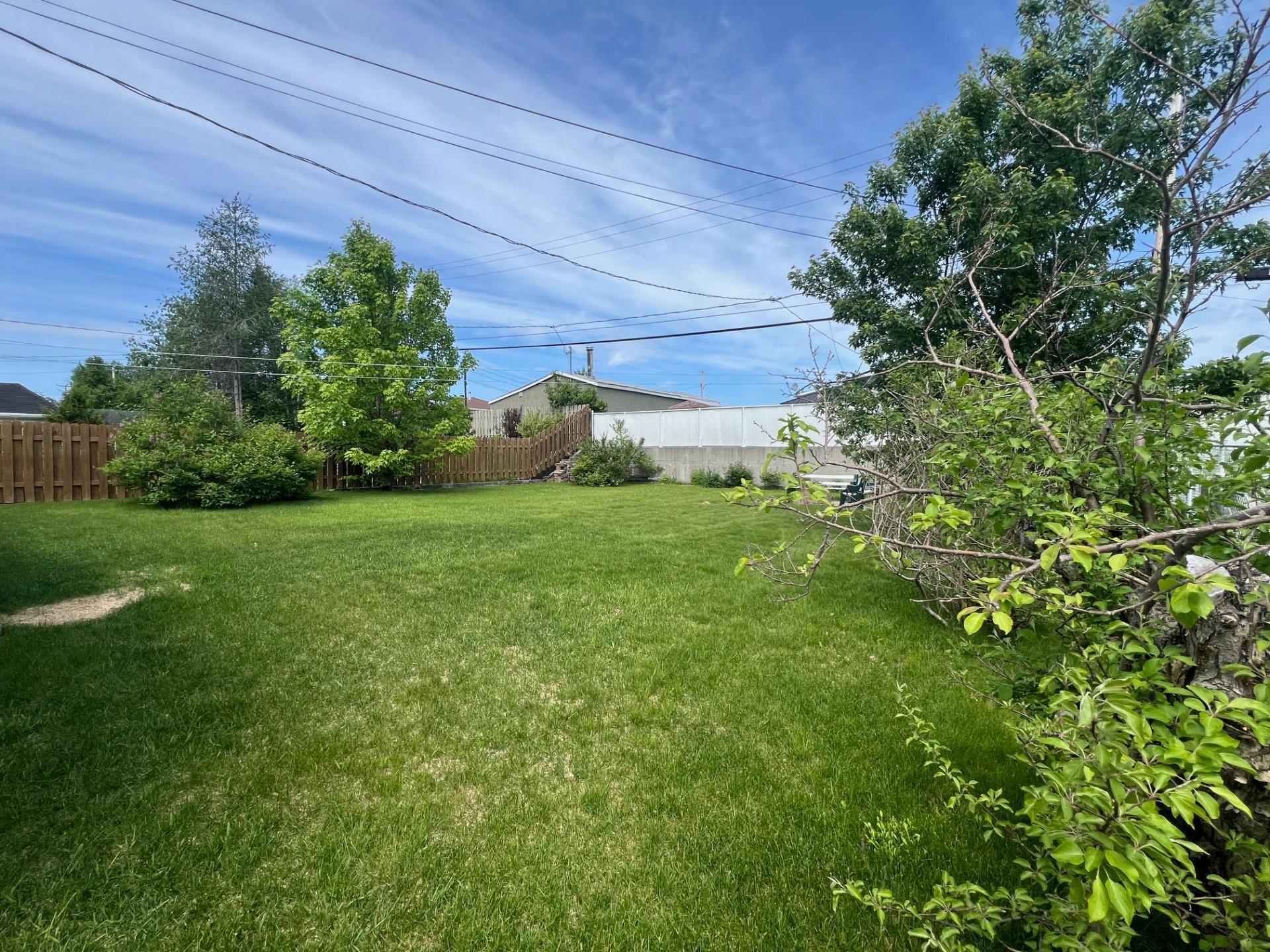 









775


6e Rue O.

,
Chibougamau,




QC
G8P2W4

